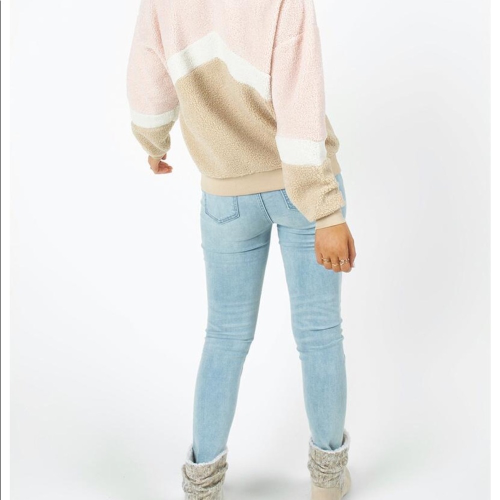 Francesca’s Darice Sherpa Color-Block Sweater - image 2